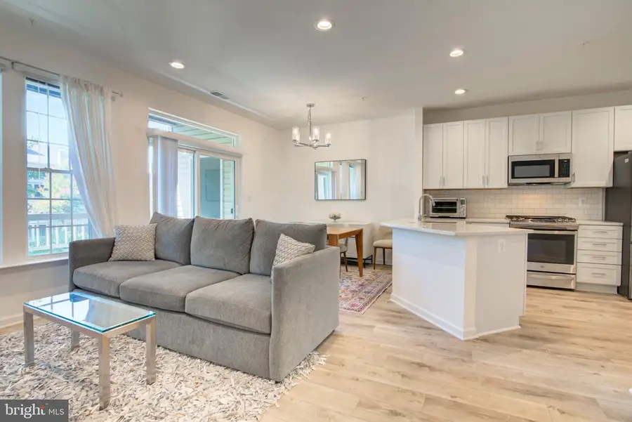 4210 Mozart Brigade Ln #l, Fairfax, VA 22033 - #2