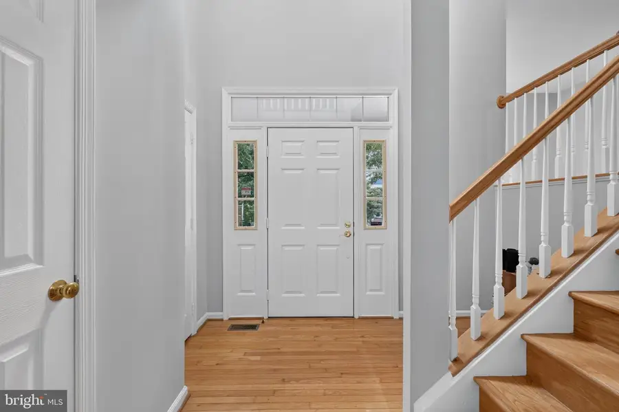 6622 Castle Bar Ct, Alexandria, VA 22315 - #3