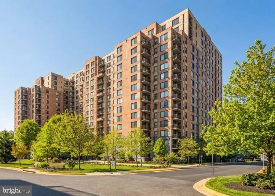2451 Midtown Ave #1501, Alexandria, VA 22303 - #2