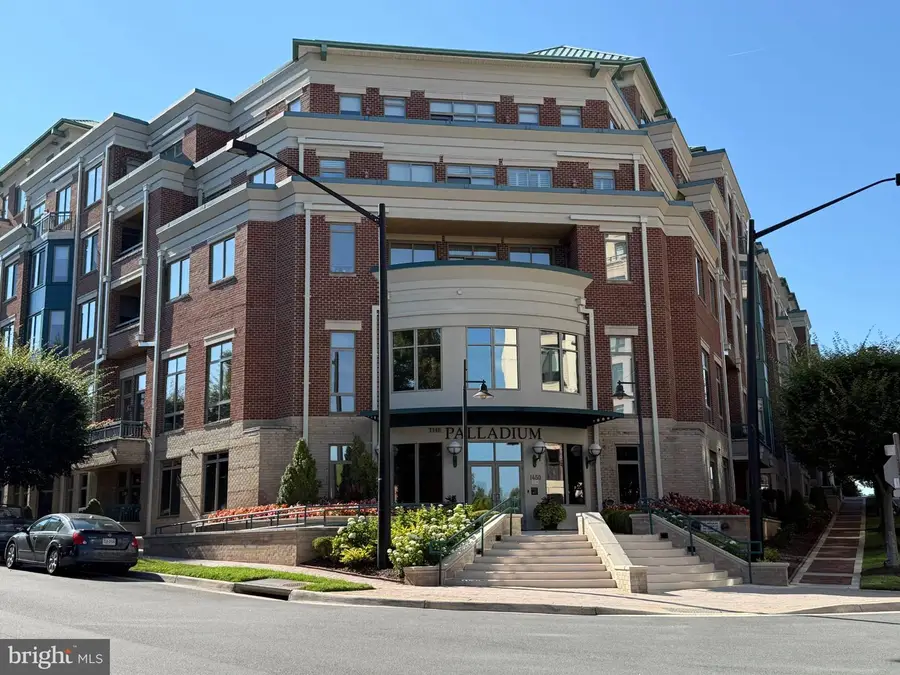 1450 Emerson Ave #203, McLean, VA 22101 - #2