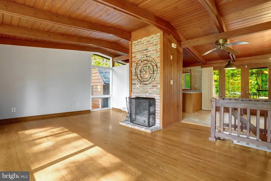 3020 Pine Spring Rd, Falls Church, VA 22042 - #2