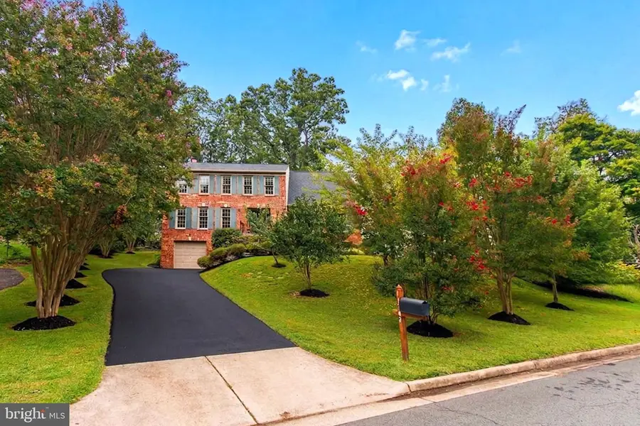 11502 Purple Beech Dr, Reston, VA 20191 - #3
