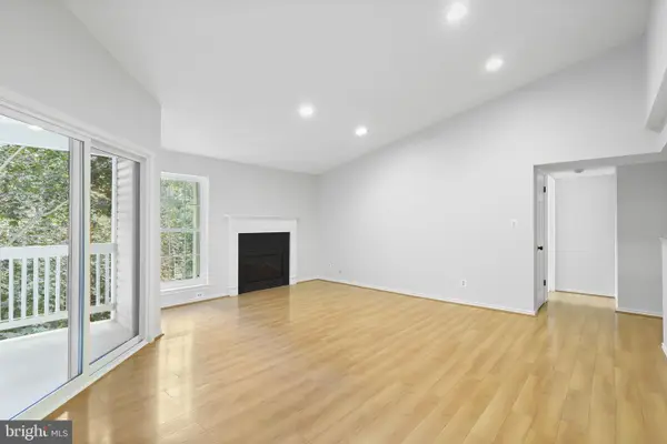 1525 Lincoln Way #304a, MCLEAN, VA 22102