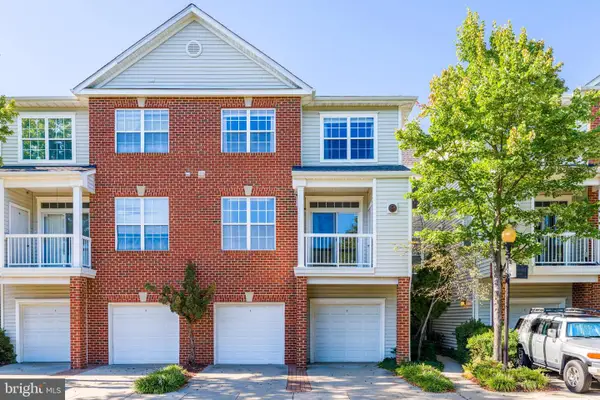 13034 Cabin Creek Rd, HERNDON, VA 20171