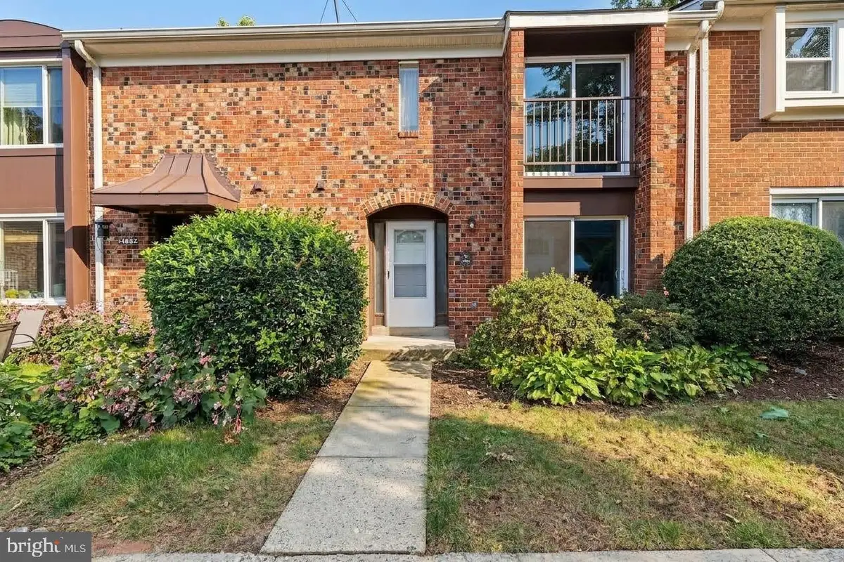 3743 Persimmon Cir, Fairfax, VA 22031 - #1
