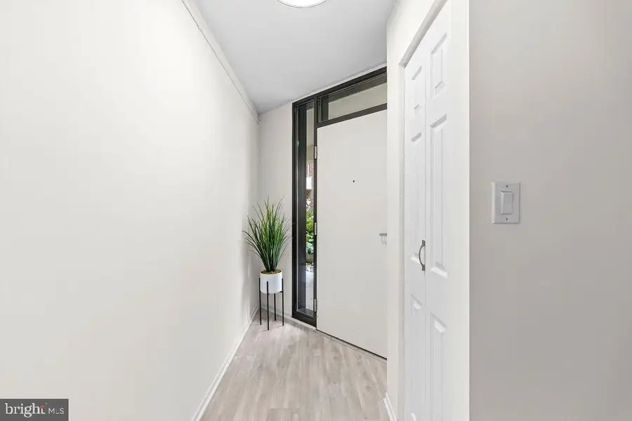 1951 Sagewood Ln #16, Reston, VA 20191 - #3