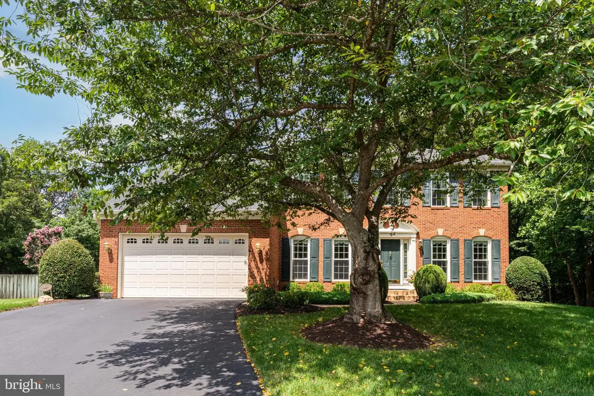 6854 Corder Ln, Lorton, VA 22079 - #1
