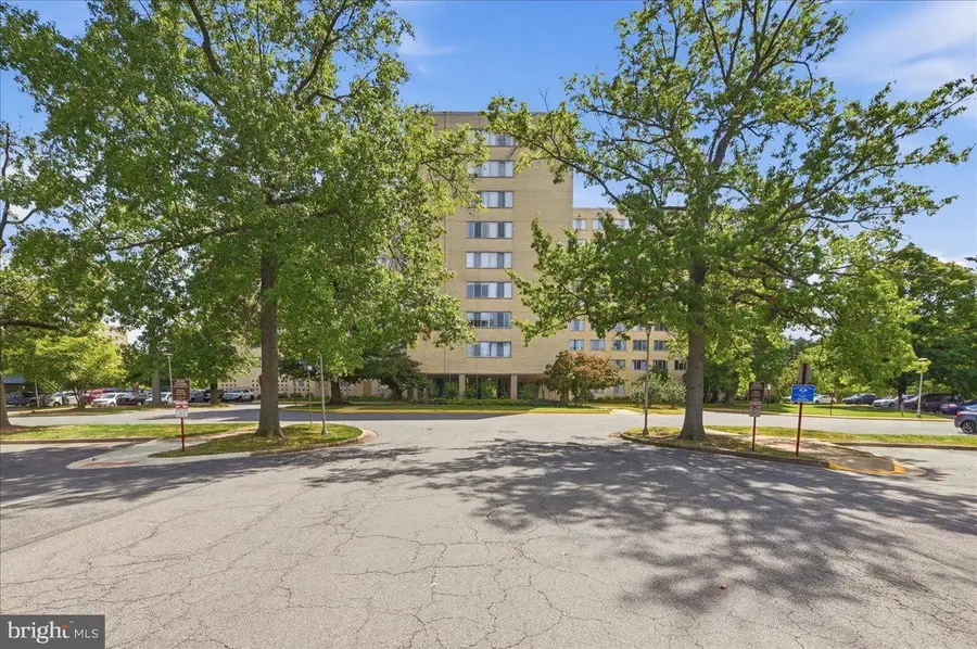6641 Wakefield Dr #808, Alexandria, VA 22307 - #2