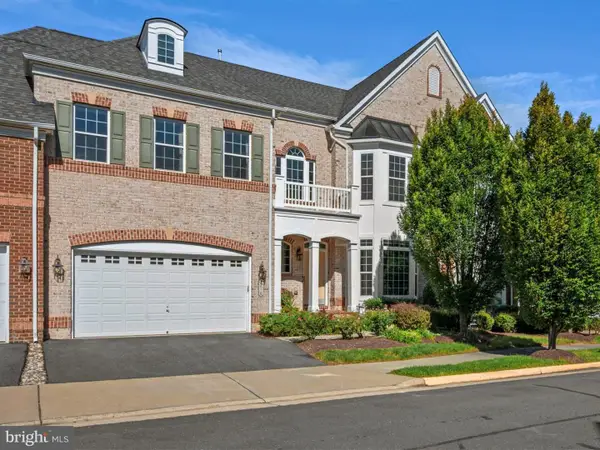 3886 Billberry Dr, FAIRFAX, VA 22033
