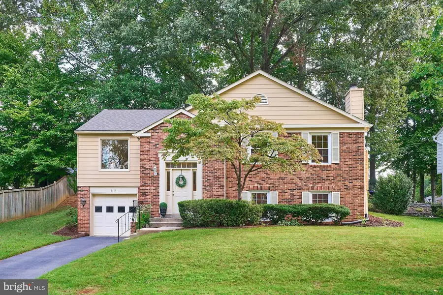 9718 Loch Linden Ct, Fairfax, VA 22032 - #2