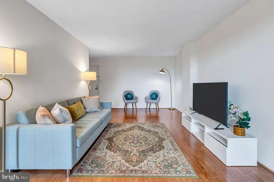 2300 Pimmit Dr #1201, Falls Church, VA 22043 - #3