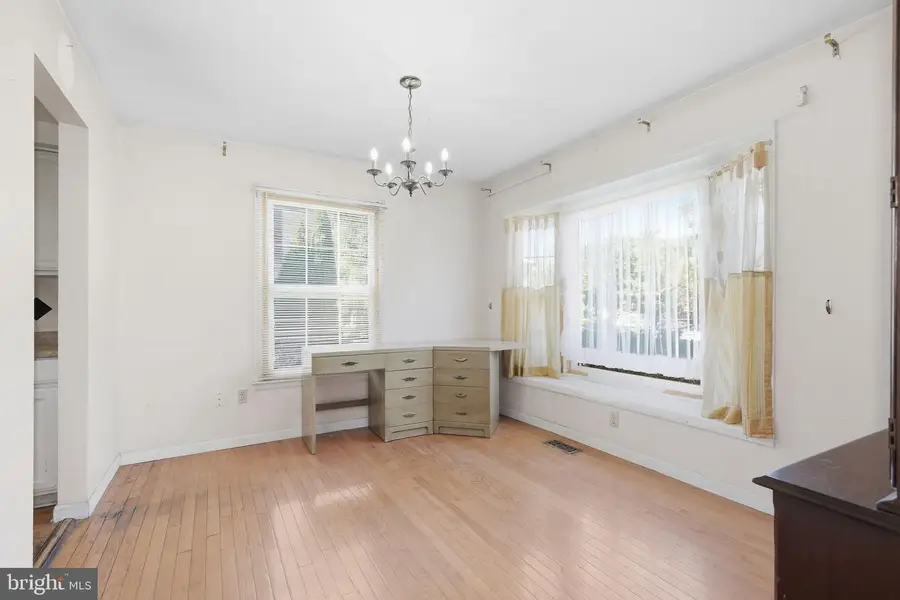 6369 Silver Ridge Cir, Alexandria, VA 22315 - #3