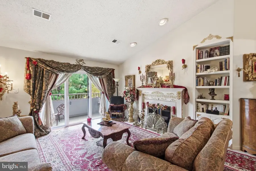 7702 Lafayette Forest Dr #31, Annandale, VA 22003 - #3