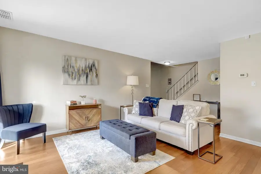 3940 Woodhue Pl #18, Alexandria, VA 22309 - #2