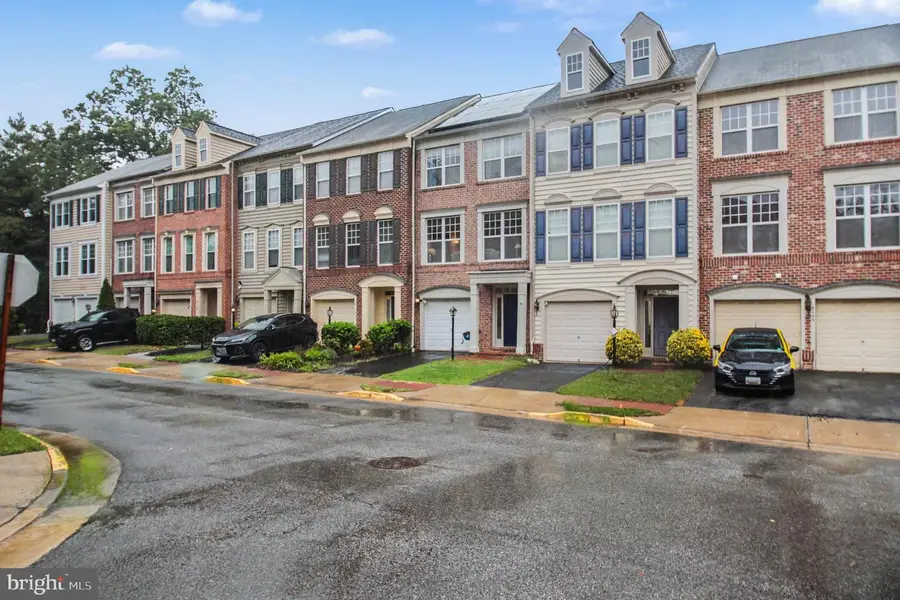 8139 Dove Cottage Ct, Lorton, VA 22079 - #3
