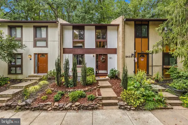 2424 Cloudcroft Sq, RESTON, VA 20191