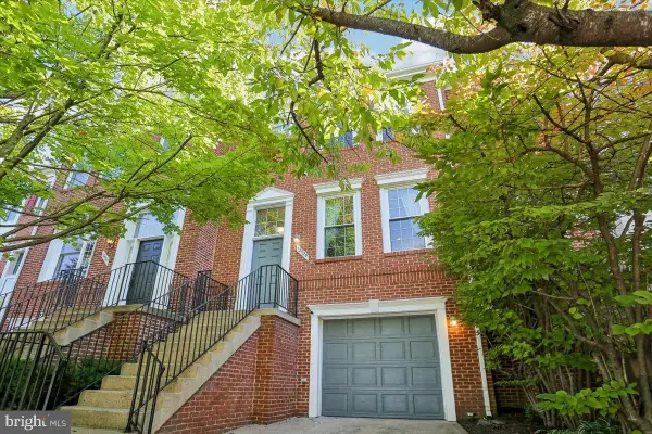 12029 Edgemere Cir, RESTON, VA 20190