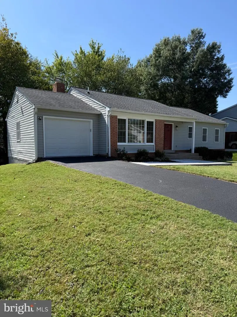 7907 Colorado Springs Dr, Springfield, VA 22153 - #2