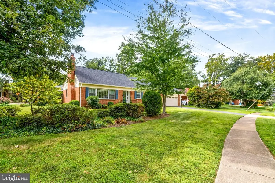 8718 Waterford Rd, Alexandria, VA 22308 - #2