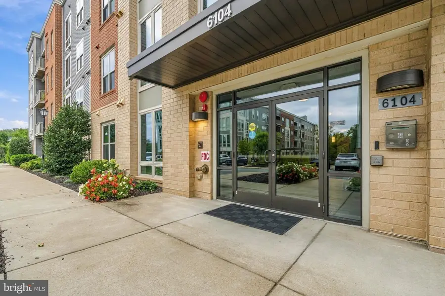 6104 Fairview Farm Dr #209, Alexandria, VA 22315 - #2