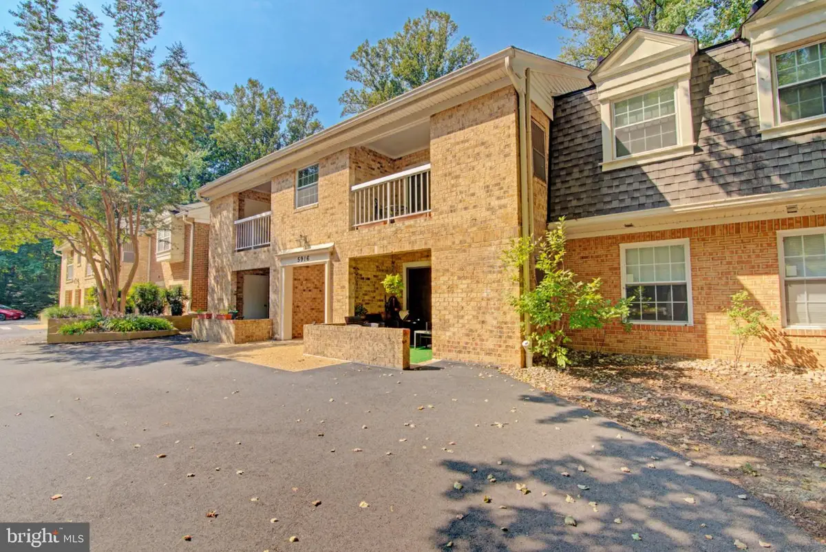 5916 Cove Landing Rd #301, Burke, VA 22015 - #1
