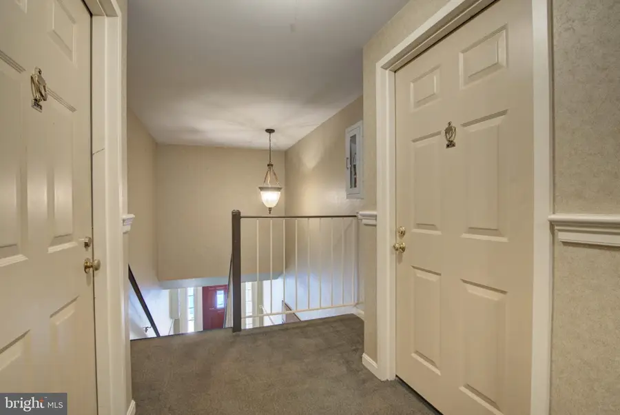 5916 Cove Landing Rd #301, Burke, VA 22015 - #2