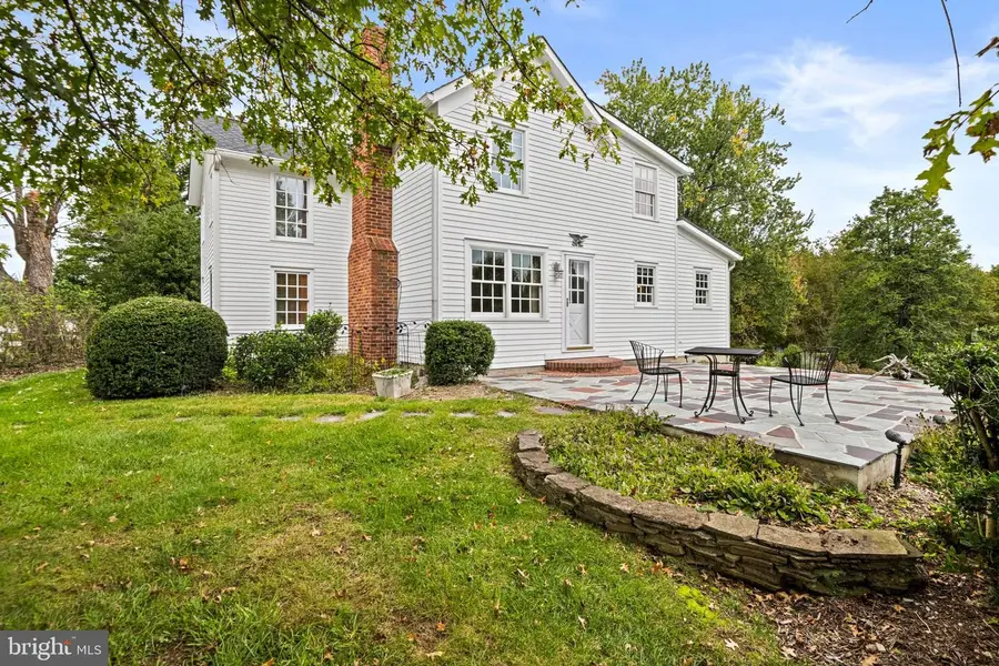 1101 Walker Rd, Great Falls, VA 22066 - #3