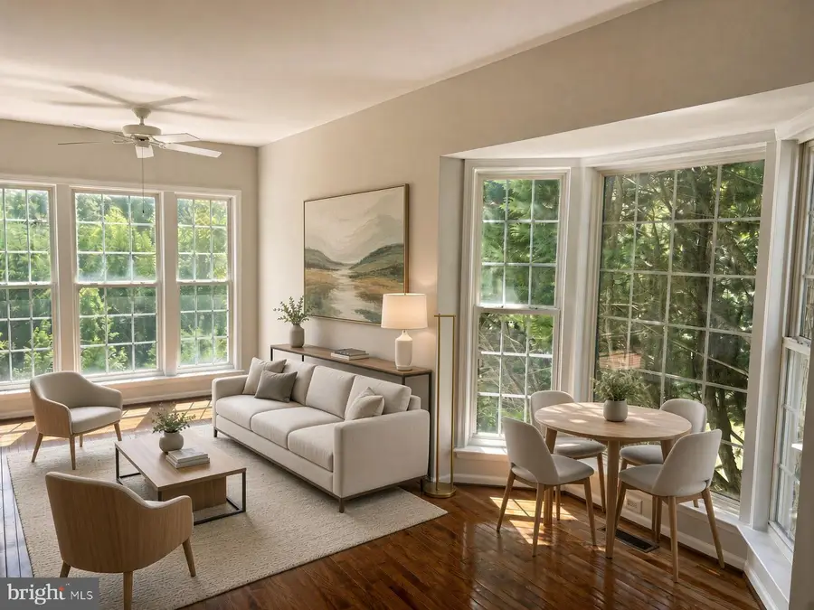 5270 Kestrel Crossing Dr, Alexandria, VA 22312 - #2