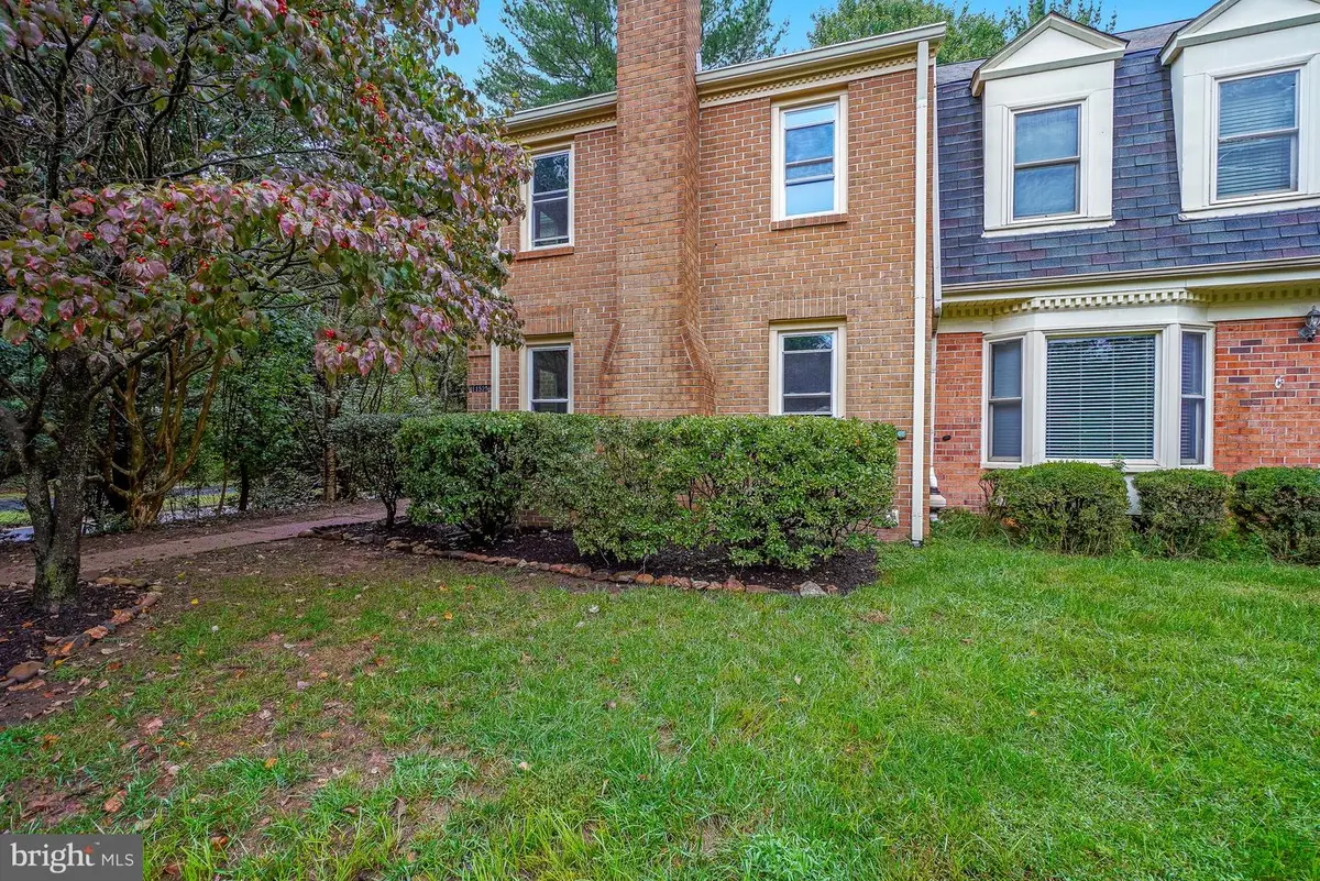 11525 Pine Cone Ct, Reston, VA 20191 - #1