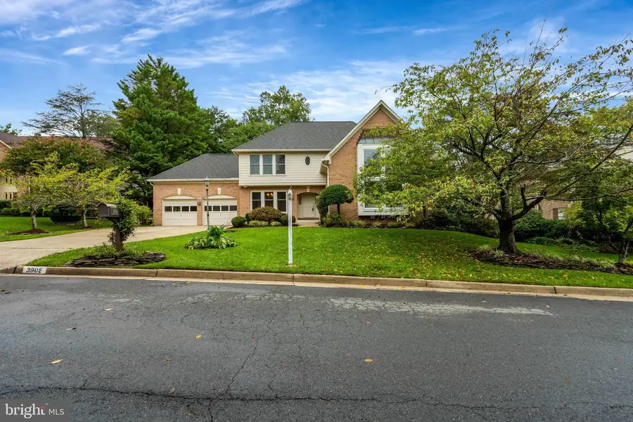 3908 Laro Ct, Fairfax, VA 22031 - #3