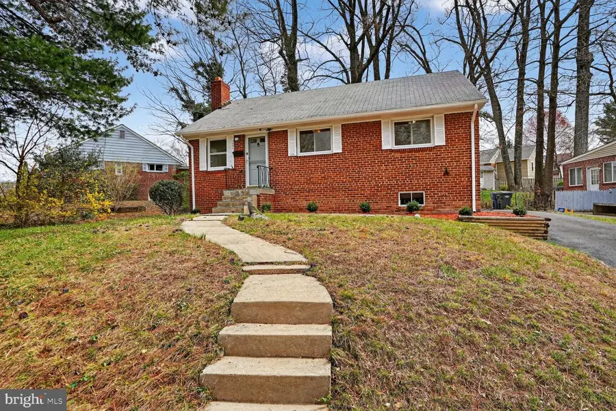 3601 Crest Dr, Annandale, VA 22003 - #2