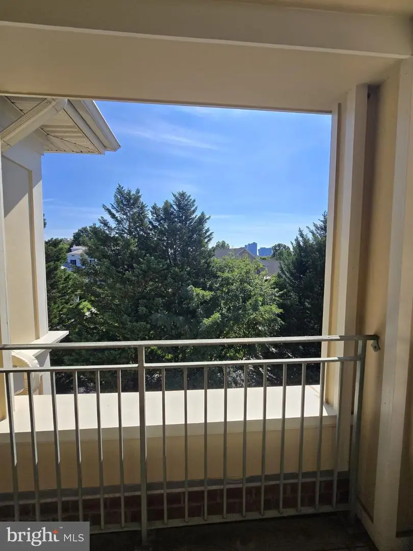 1855 Stratford Park Pl #416, Reston, VA 20190 - #2