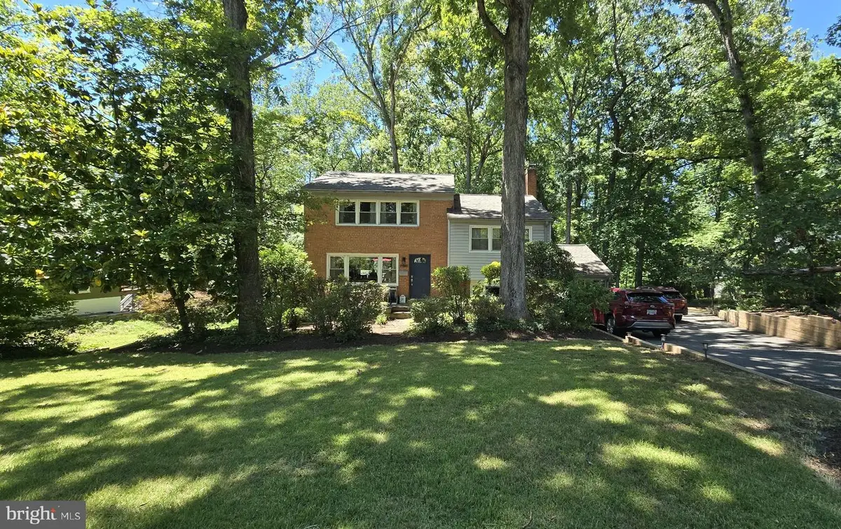 3420 Greentree Dr, Falls Church, VA 22041 - #1