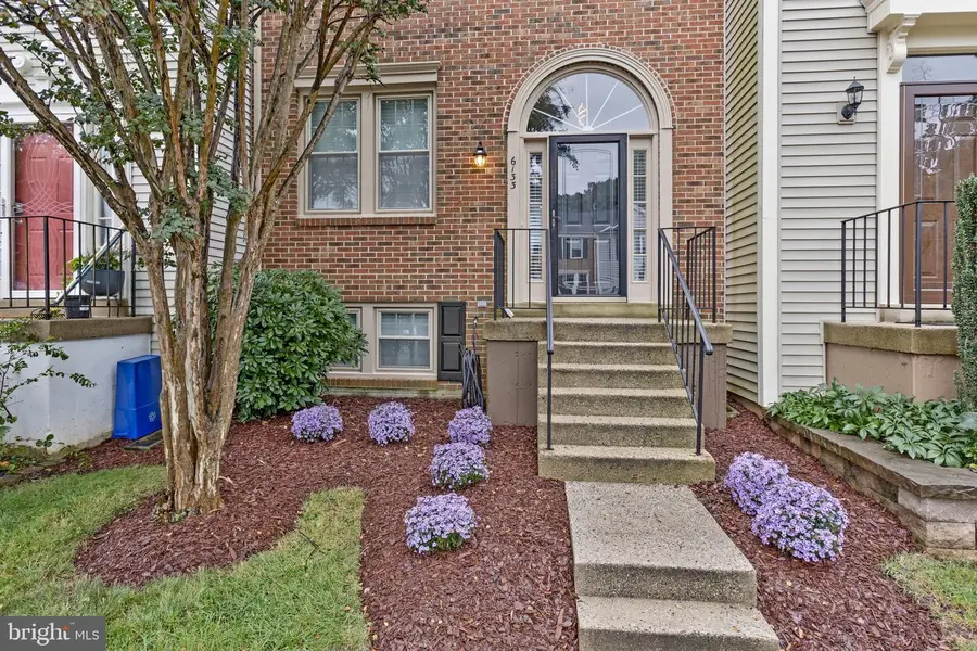 6133 Joust Ln, Alexandria, VA 22315 - #2