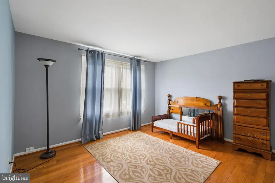 12630 Etruscan Dr, Herndon, VA 20171 - #2