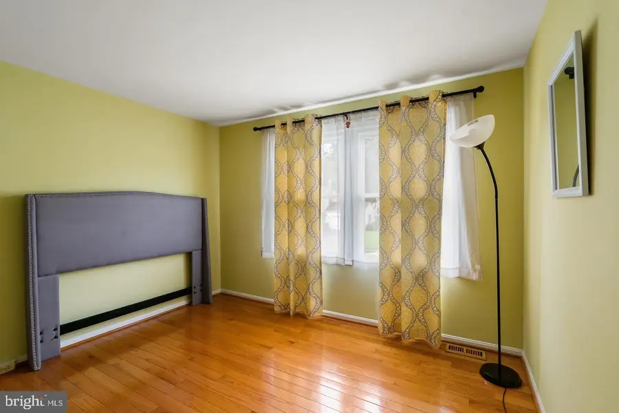 12630 Etruscan Dr, Herndon, VA 20171 - #3