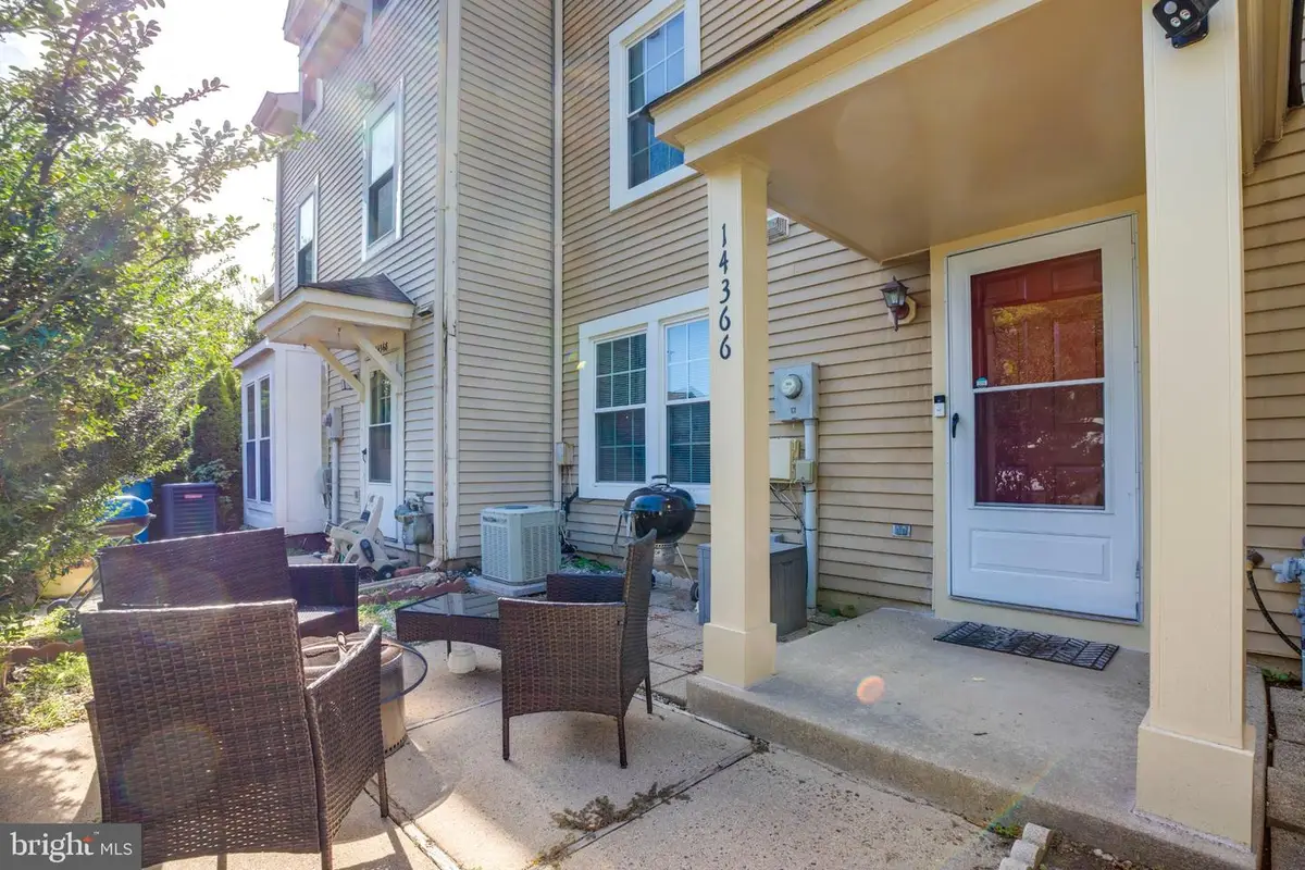 14366 Havener House Ct, Centreville, VA 20120 - #1