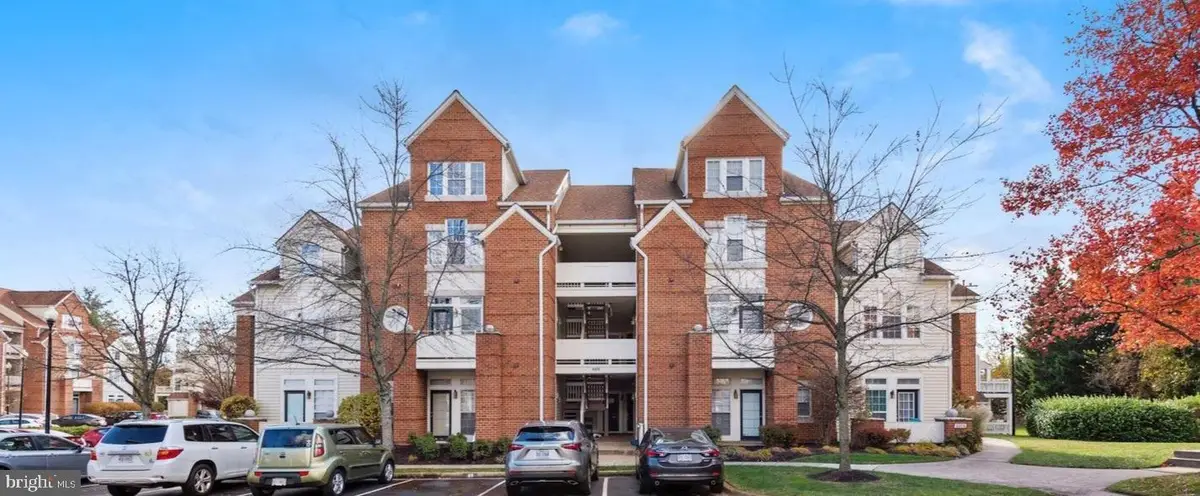 6974 Ellingham Cir #d, Alexandria, VA 22315 - #1
