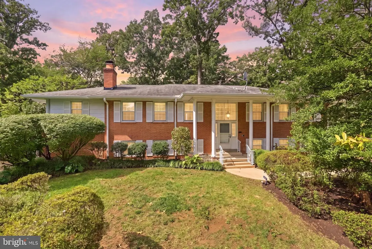 4001 Pine Brook Rd, Alexandria, VA 22310 - #1