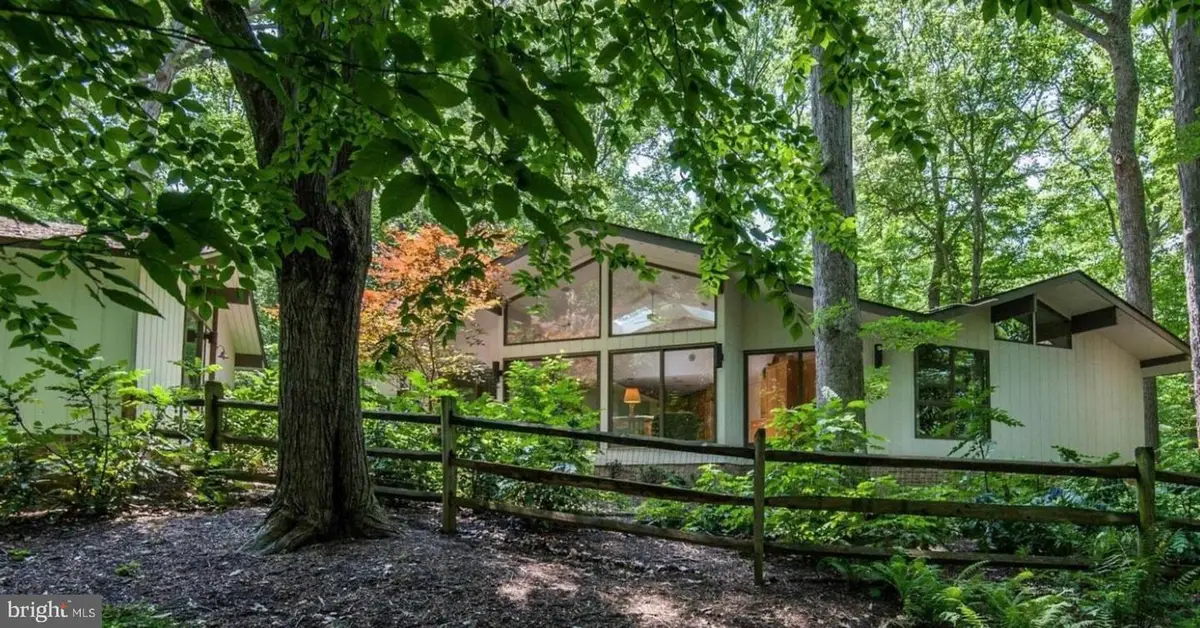 94 Interpromontory Rd, Great Falls, VA 22066 - #1