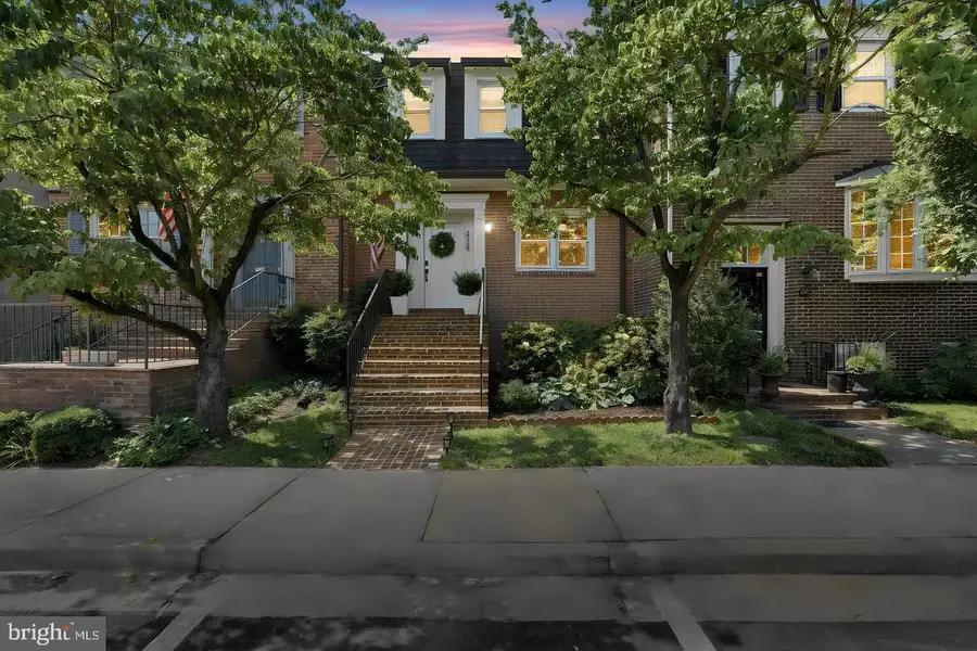 6328 Golf Course Sq, Alexandria, VA 22307 - #2