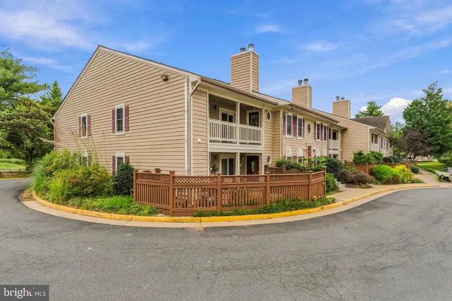 6043 Essex House Sq #b, Alexandria, VA 22310 - #3