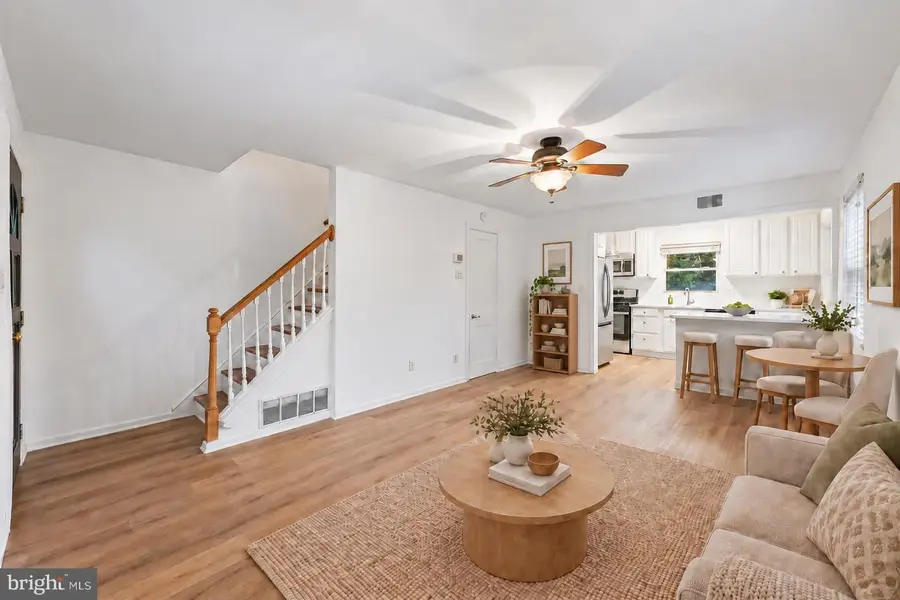 2304 Fairview Ter, Alexandria, VA 22303 - #2