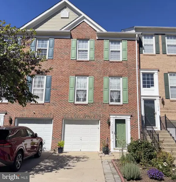 13020 Rose Petal Cir, HERNDON, VA 20171