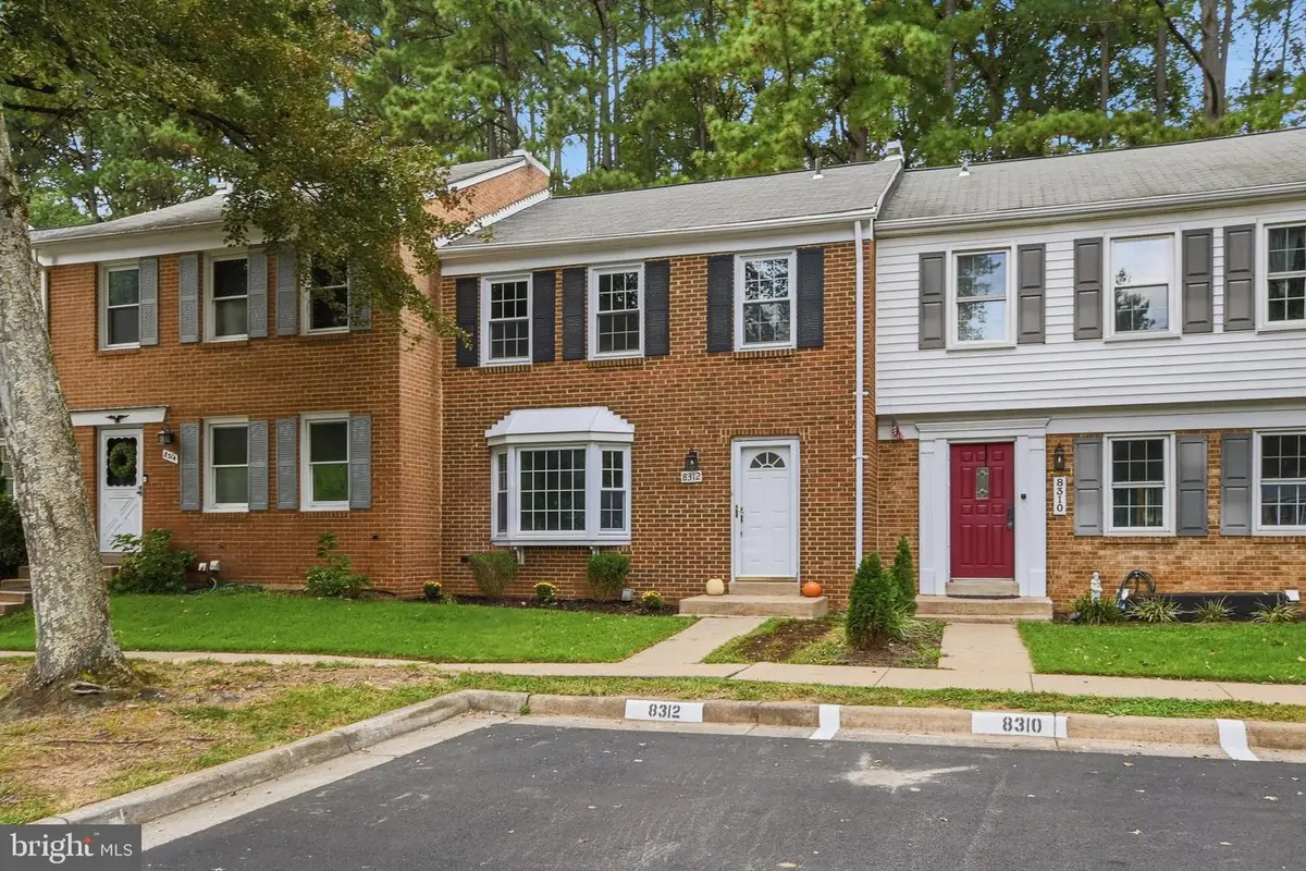 8312 Moline Pl, Springfield, VA 22153 - #1