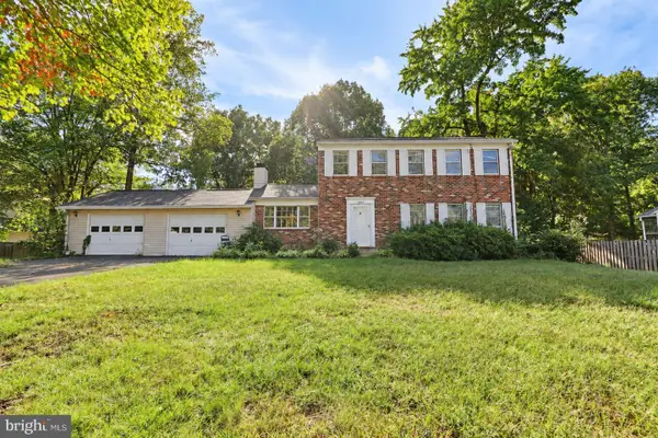 2403 Ivywood Rd, RESTON, VA 20191