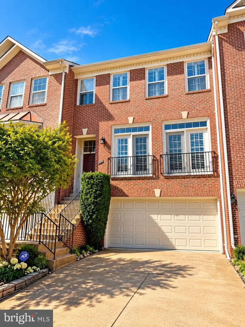 5264 Cozy Glen Ln, Alexandria, VA 22312 - #2