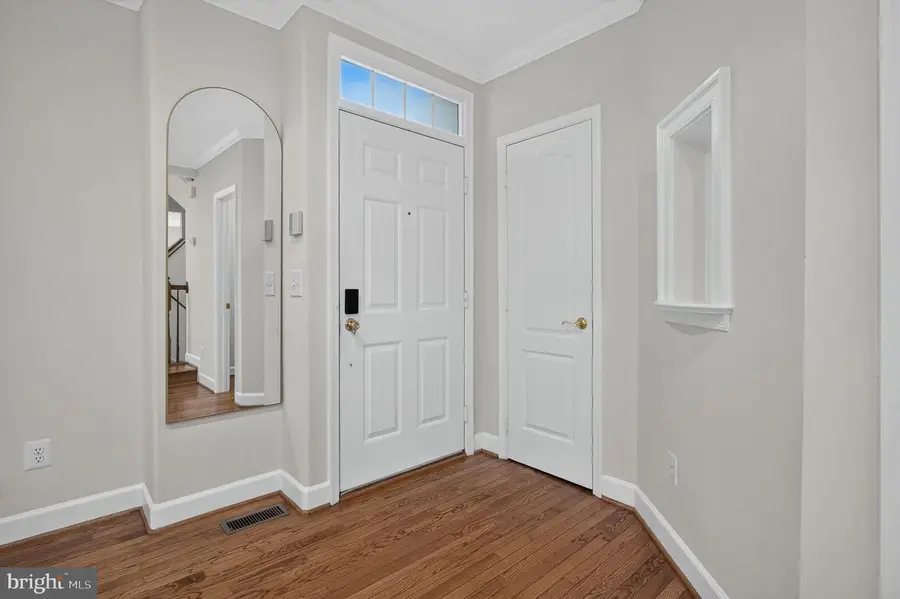 11774 Valley Ridge Cir, Fairfax, VA 22033 - #3
