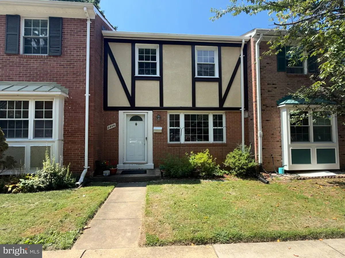2806 Hogan Ct, Falls Church, VA 22043 - #1