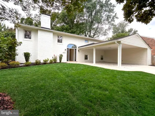2824 Elsmore St, FAIRFAX, VA 22031
